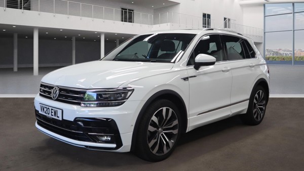 VOLKSWAGEN Tiguan